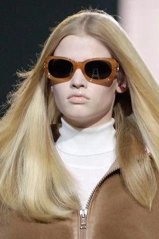 Look 18